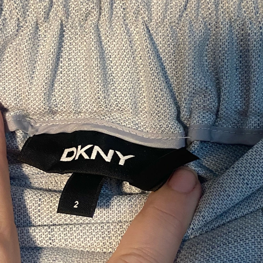 DKNY Light Gray Pleated Cropped Trousers - Picture 4 of 4
